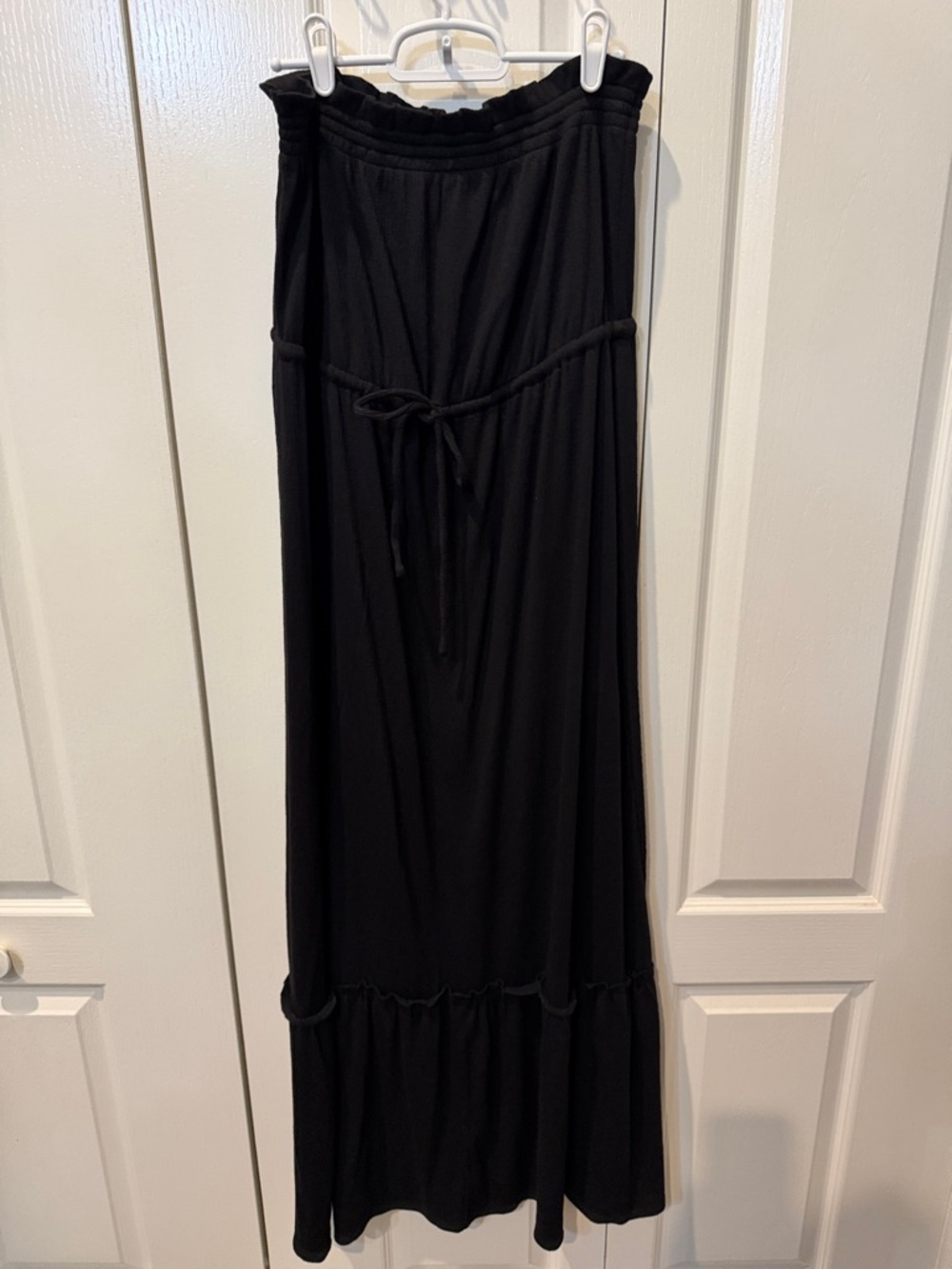 NWOT LOFT Black strapless Maxi Dress with Elastic Drawstring Waist Sz Small